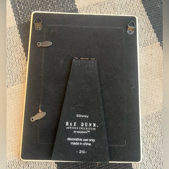 Rae Dunn x Disney Princess 4x6 porcelain picture frame NWOT - Picture 3 of 4